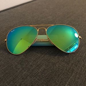 Ray-ban aviator green flash, standard, gold frame